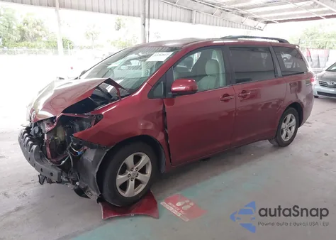 2011 Toyota Sienna Le V6 from USA, damaged, VIN 5TDKK3DC2BS048804